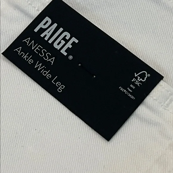 NWT Anthropologie PAIGE Anessa High Rise Wide Leg Ankle Jeans Size 23 White - Picture 6 of 16